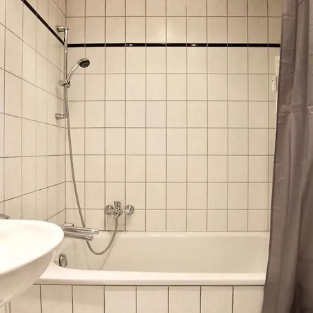 Arthouse Apartments Im Belgischen Viertel Apartment Cologne