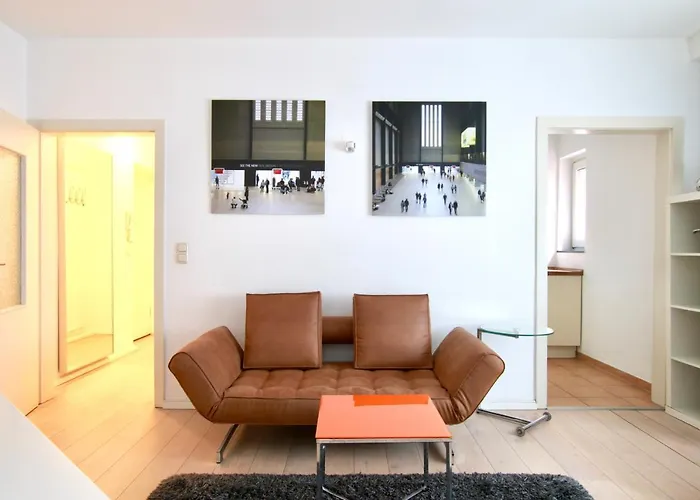 Arthouse Im Belgischen Viertel *